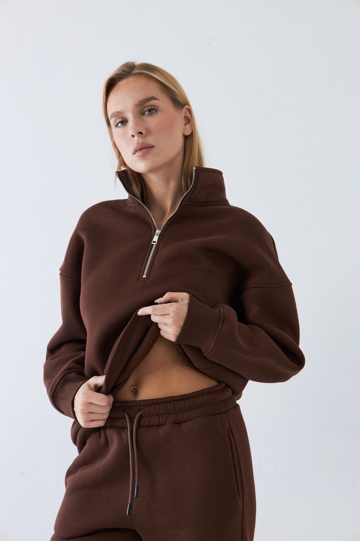 Unisex Oversize Sweatshirt Basic Kahverengi – Yarım Fermuar Dik Yaka, 3 İplik Şardonlu Polar