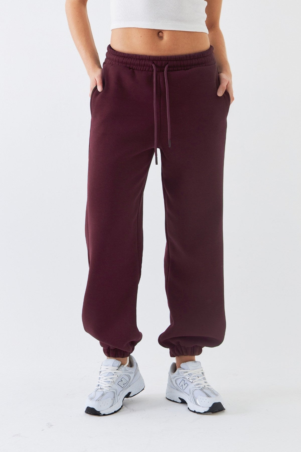 Oversize Unisex Eşofman Altı Bordo – 3 İplik Şardonlu, Paça-Bel Lastikli, Cepli, Modern Rahat Kesim