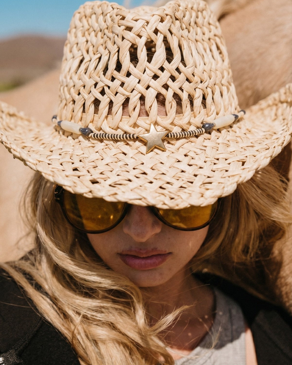 Kadın Sierra Star Hasır Kovboy Şapka Bej – Yıldız Detaylı, Yazlık Western Stil