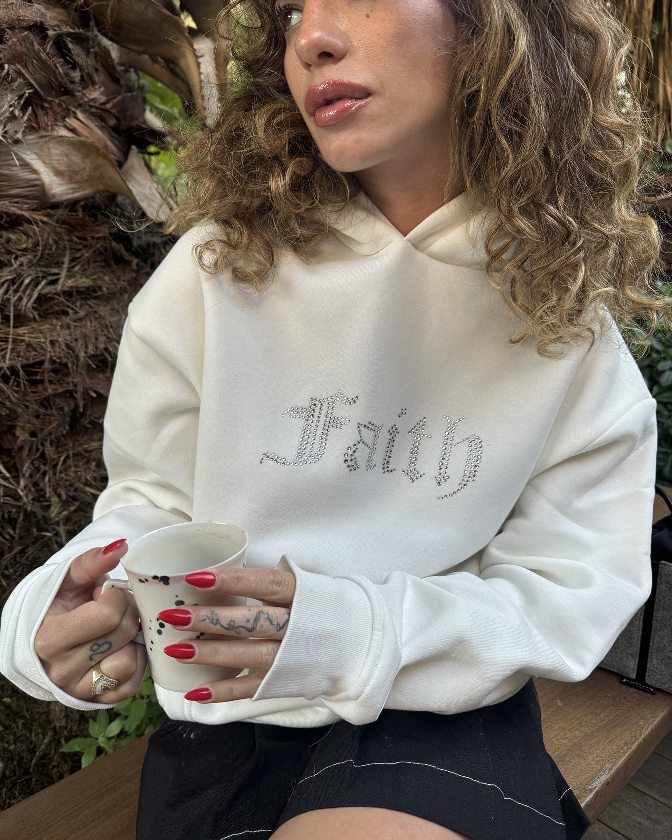 Faith Yazılı Taş Baskılı Kapüşonlu İçi Polar Oversize Beyaz Sweatshirt