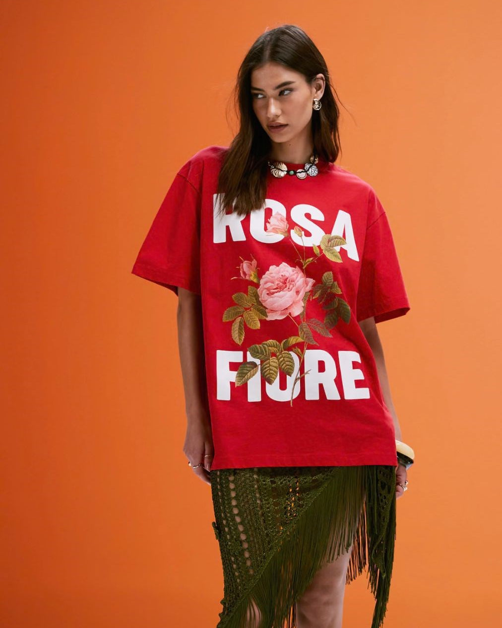 Kadın Beyaz Oversize Rosa Fiore Yazılı Gül Desenli Yazlık Tişört