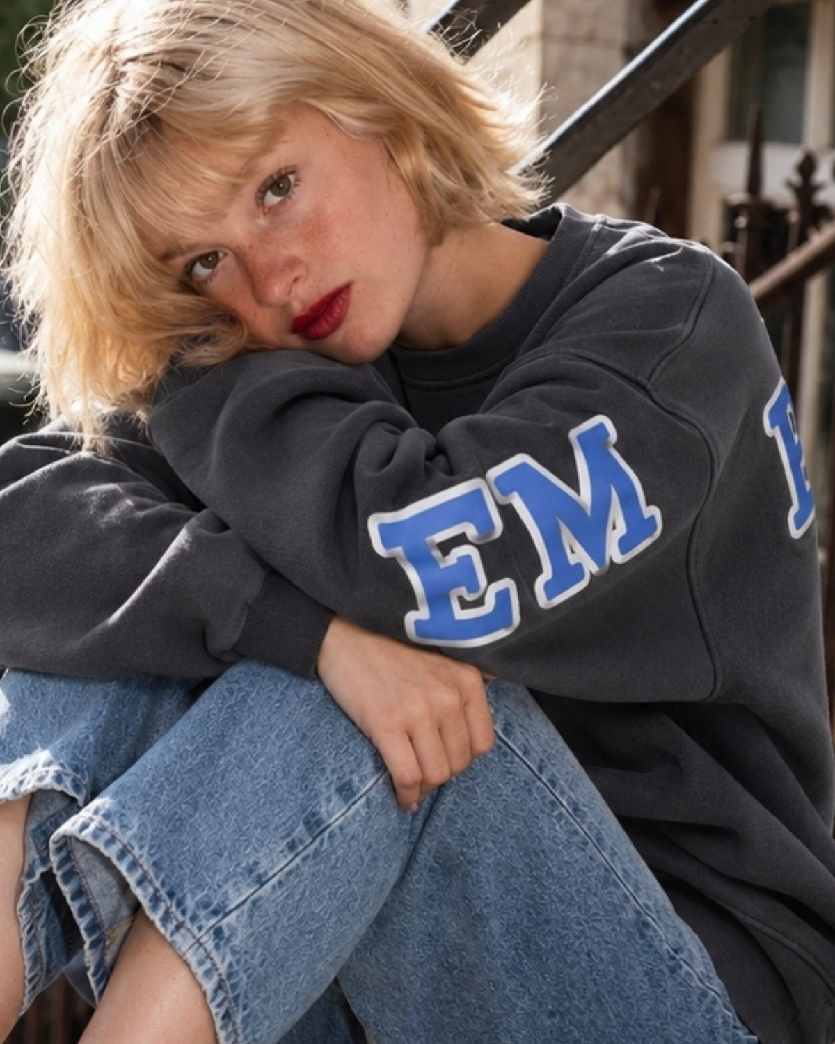 Kadın Oversize Sweatshirt Empathy 3D Baskılı Füme – Bisiklet Yaka, 3 İplik Şardonlu Polar