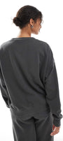 Kadın Oversize Sweatshirt Leo Kurdele Baskılı Füme – Bisiklet Yaka, 3 İplik Şardonlu Polar