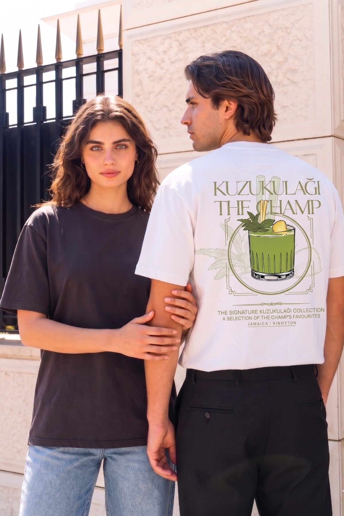 Unisex Oversize Tişört Kuzukulağı The Champ Baskılı Beyaz – Bisiklet Yaka, Rahat Kalıp, %100 Pamuk