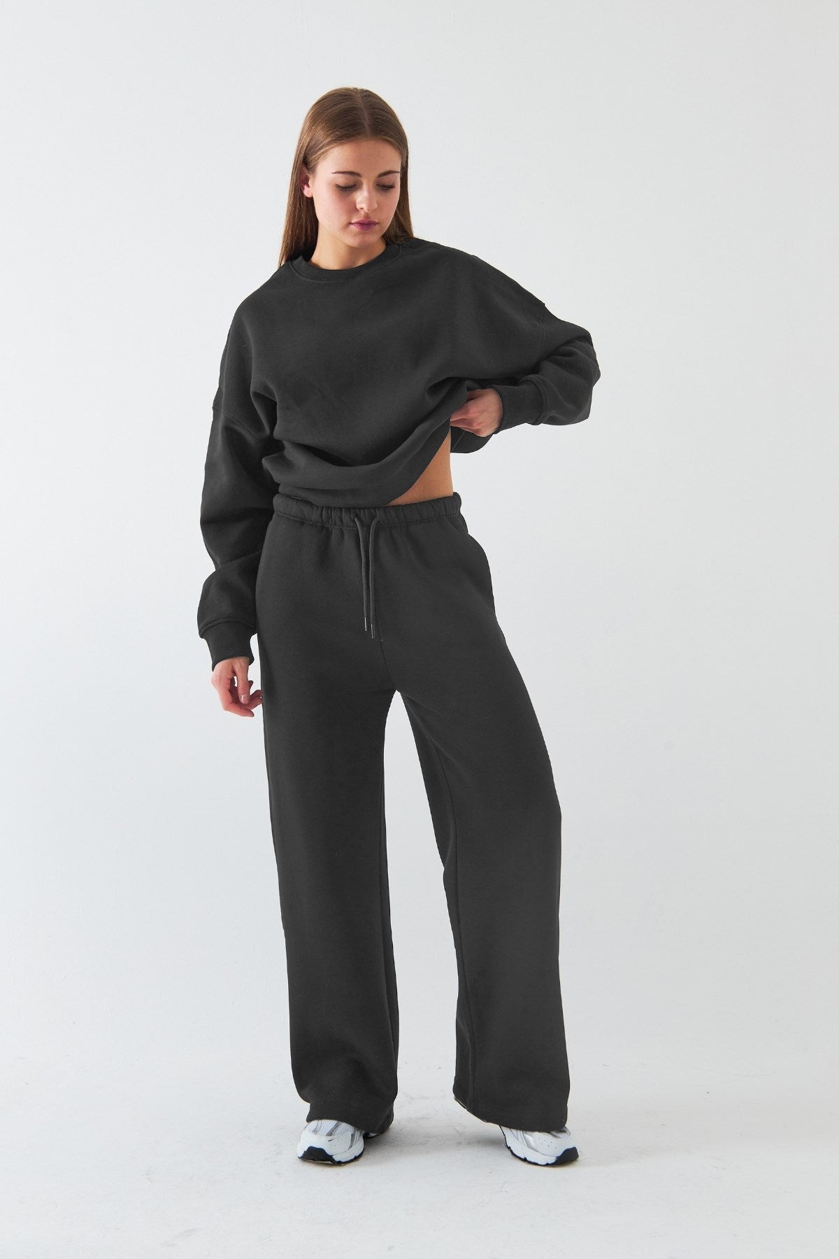 Unisex Oversize Eşofman Takımı Basic Füme – Bisiklet Yaka, Bol Paça, 3 İplik Şardonlu Polar