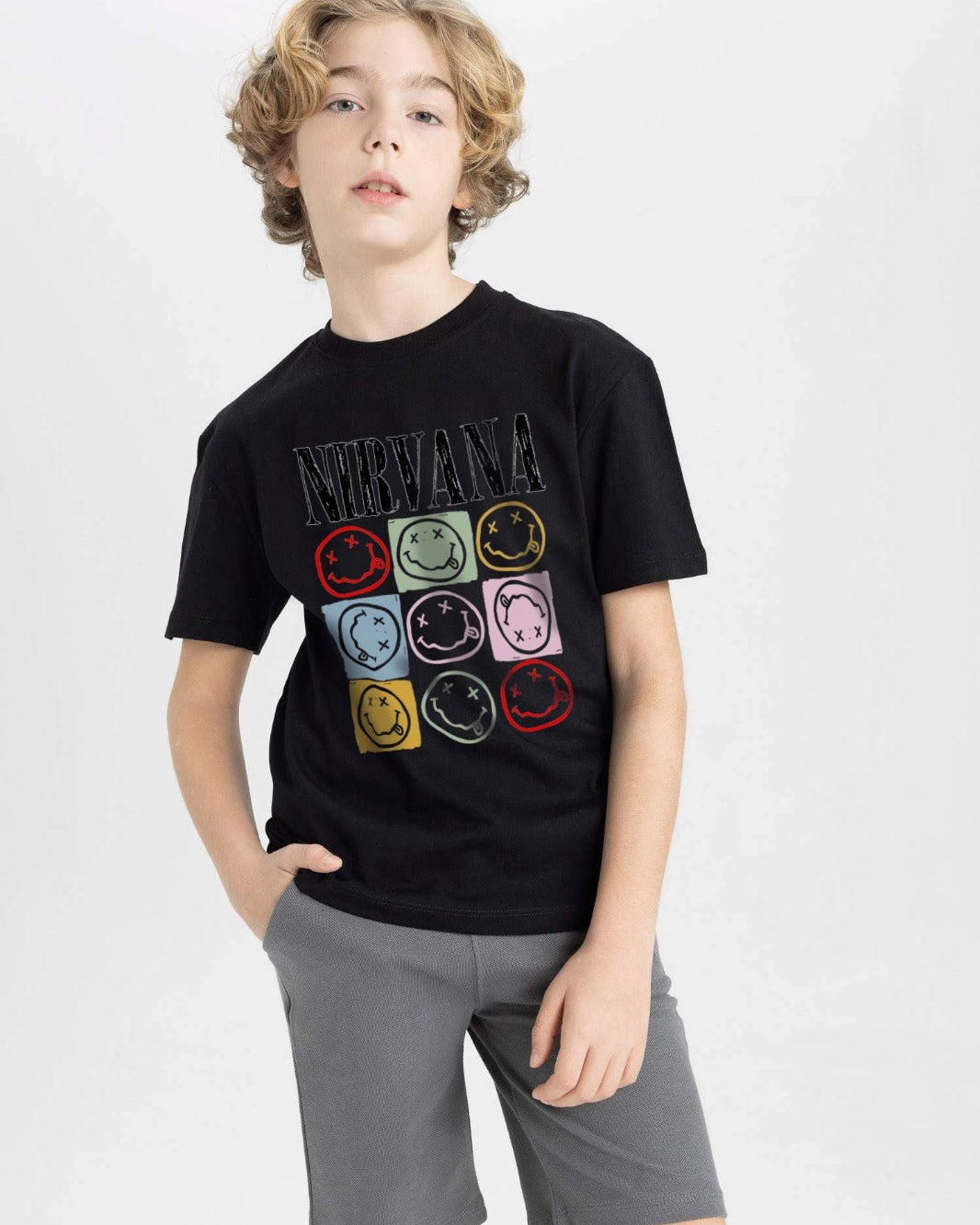 Nevermind Nirvana Yazılı Smile Tasarım Baskılı Siyah Çocuk T-Shirt