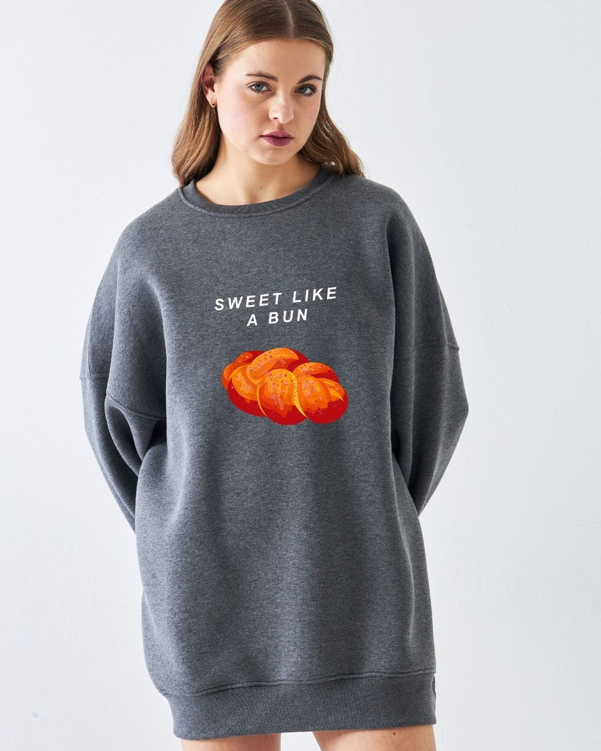 Kadın Oversize Sweat Elbise Bakery BUN Baskılı Füme Melanj – Bisiklet Yaka, 3 İplik Polar