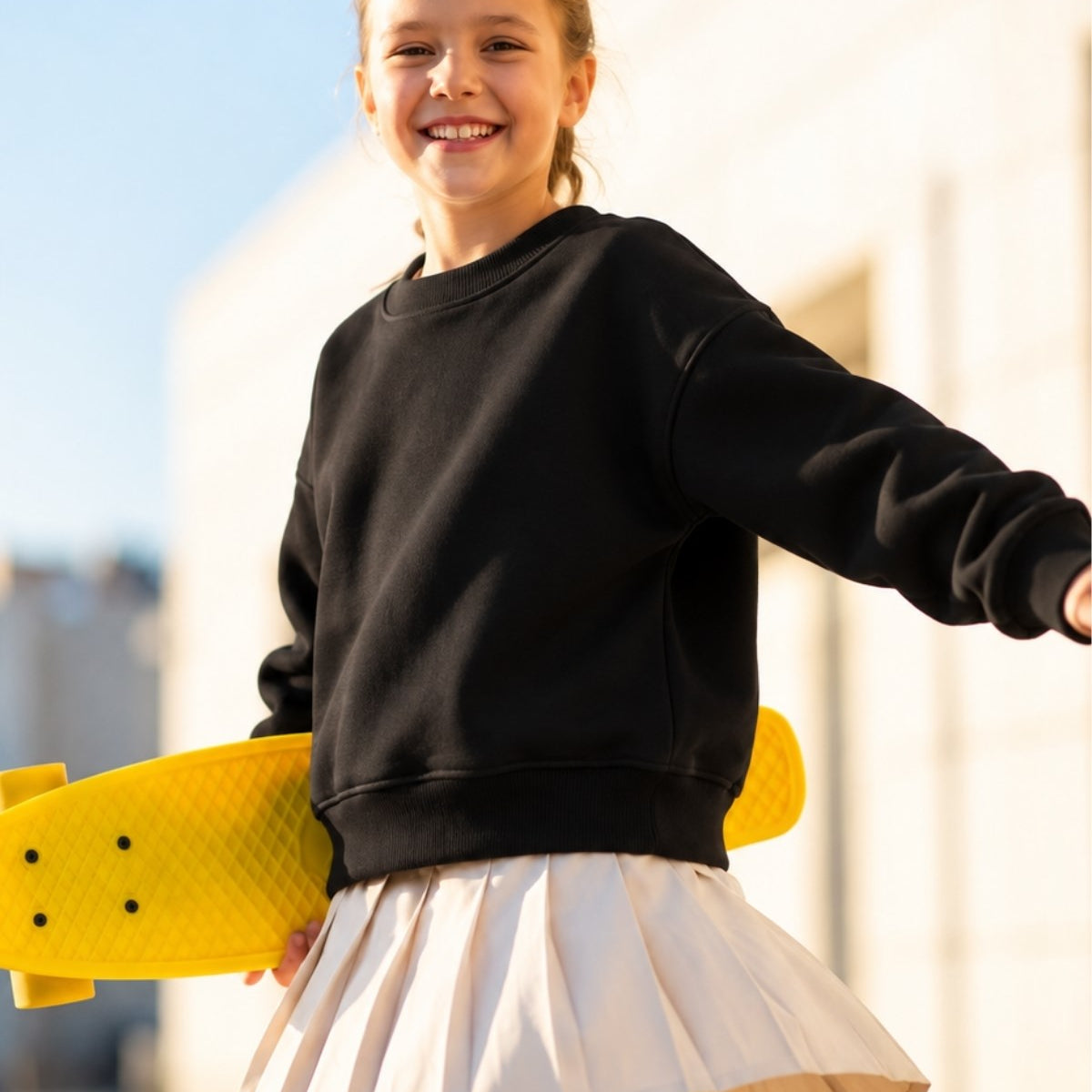 Kız Çocuk Oversize Sweatshirt Basic Siyah – Bisiklet yaka, 3 iplik şardonlu polar