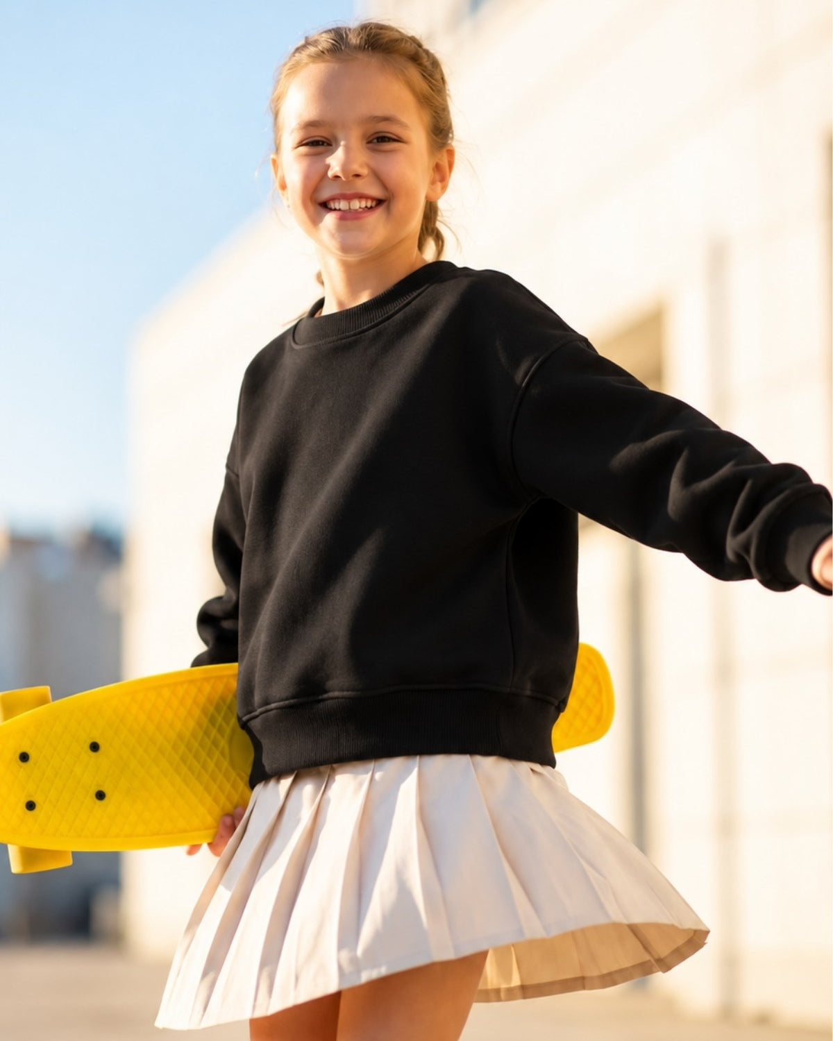 Kız Çocuk Oversize Sweatshirt Basic Siyah – Bisiklet yaka, 3 iplik şardonlu polar