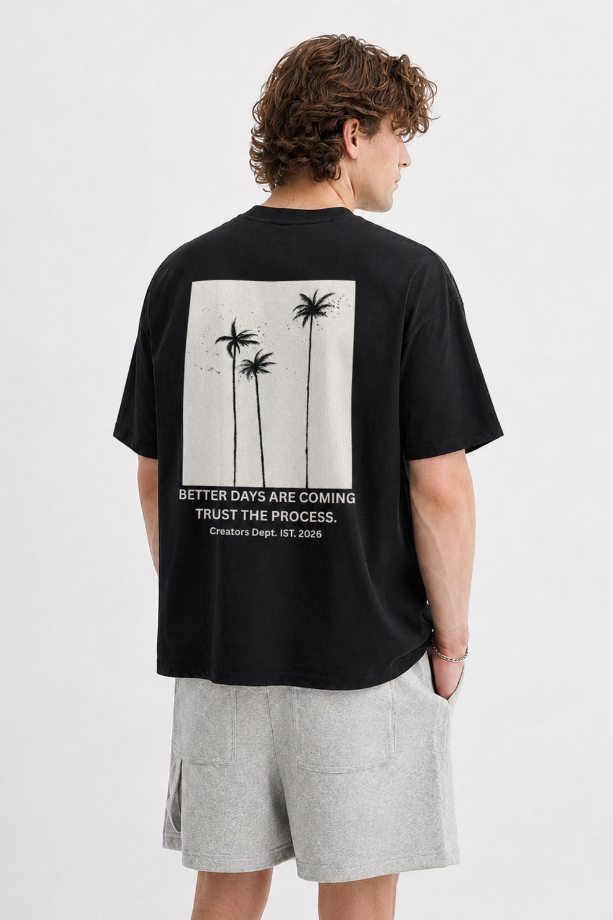 Erkek Oversize Tişört Better Days Are Coming Baskılı Siyah – Bisiklet Yaka, Rahat Kalıp, %100 Pamuk