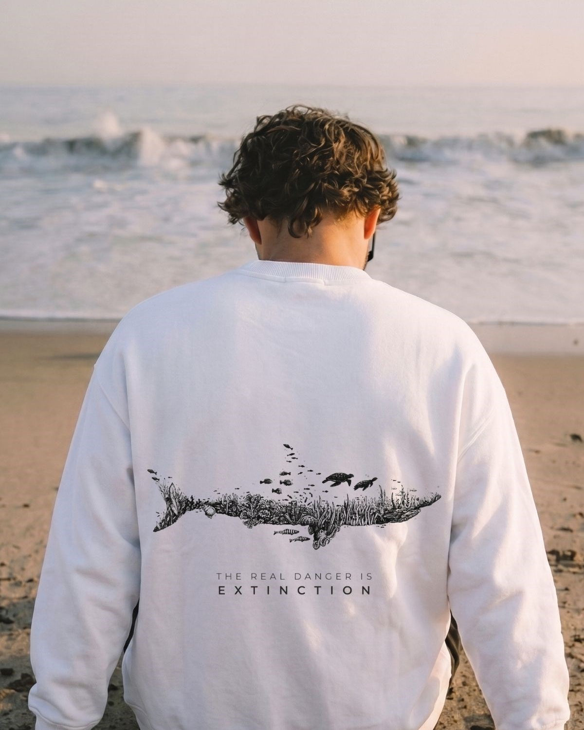 Erkek Oversize Sweatshirt Extinction Baskılı Beyaz – Bisiklet Yaka, 3 İplik Şardonlu Polar