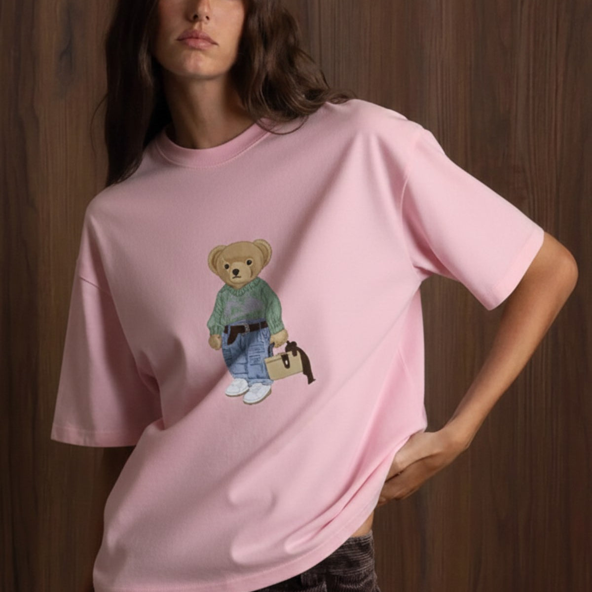 Kadın Oversize Tişört COZY Bear Baskılı Pembe – %100 Pamuk Compact Süprem 24/1