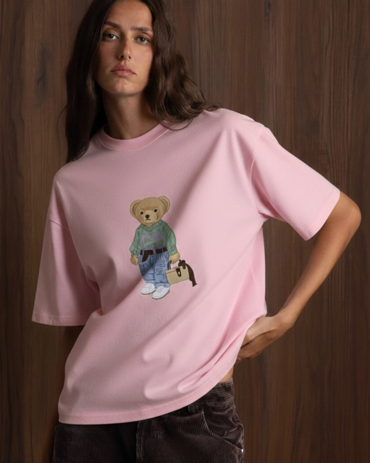Kadın Oversize Tişört COZY Bear Baskılı Pembe – %100 Pamuk Compact Süprem 24/1