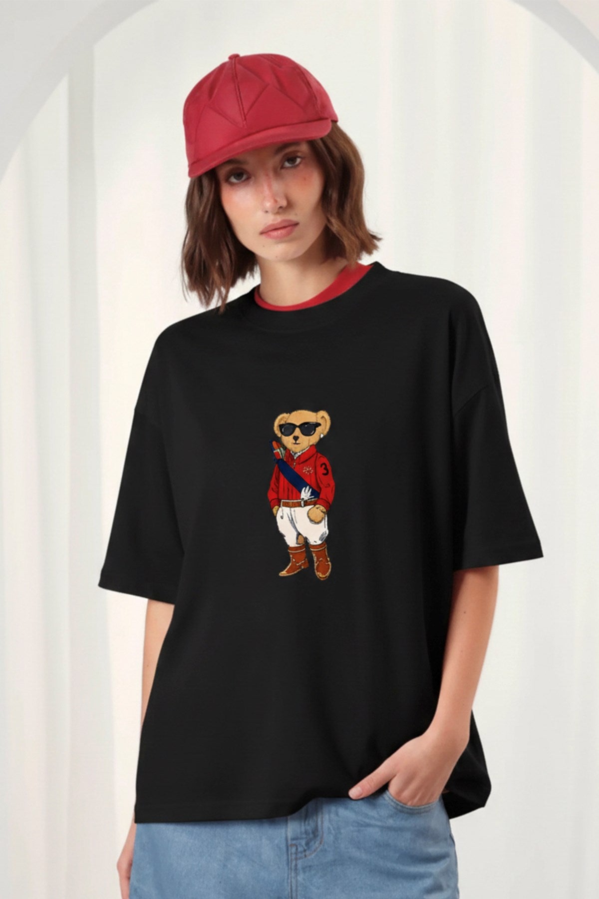 Kadın Oversize Tişört MILO Bear Baskılı Siyah – Bisiklet Yaka, Rahat Kalıp, %100 Pamuk