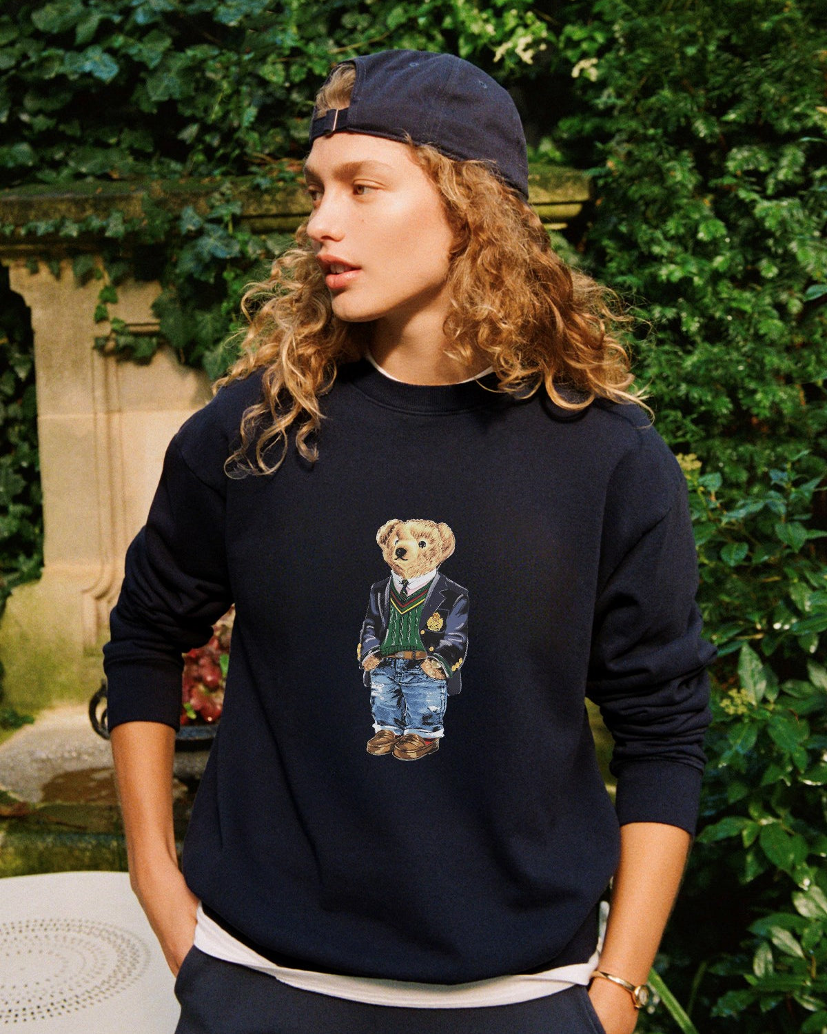 Kadın Oversize Sweatshirt Ivy Bear Baskılı Lacivert – Bisiklet Yaka, 3 İplik Şardonlu