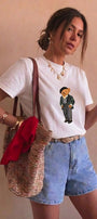 Kadın Oversize Tişört Parisian Bear Baskılı Beyaz – Bisiklet Yaka, Rahat Kalıp, %100 Pamuk