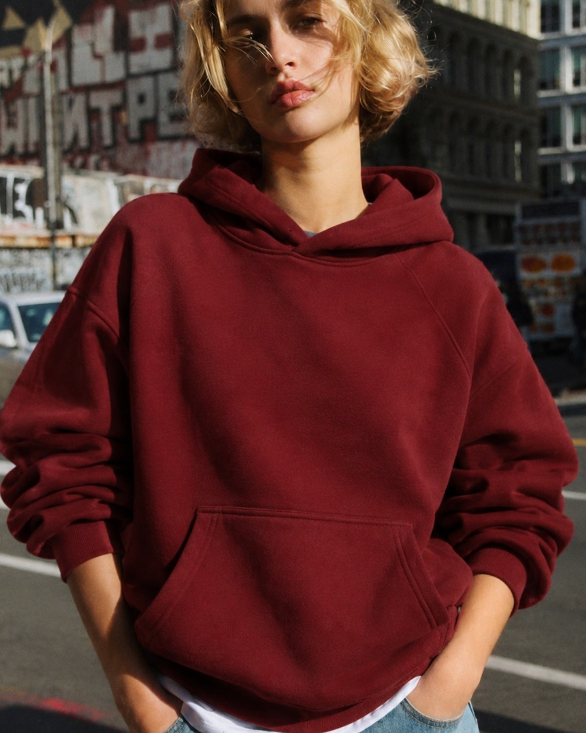 Kadın Oversize Hoodie Cry First Baskılı Bordo – Kapüşonlu, Kanguru Cepli, 3 İplik Şardonlu Polar