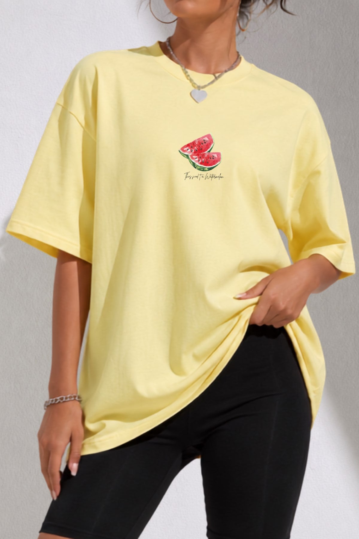 Kadın Oversize Tişört Watermelon Mood Baskılı Sarı – Bisiklet Yaka, Rahat Kalıp, %100 Pamuk