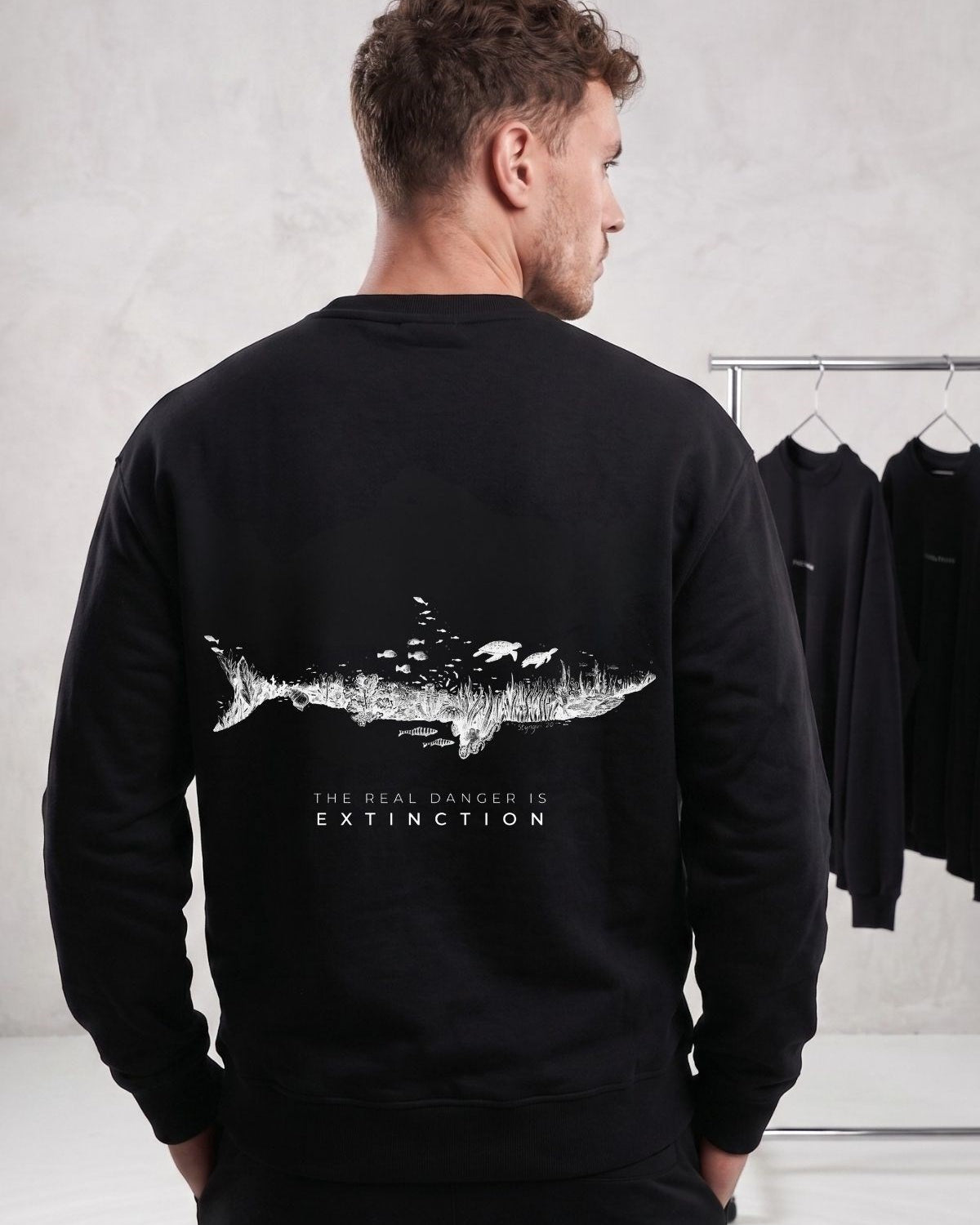 Erkek Oversize Sweatshirt Extinction Baskılı Siyah – Bisiklet Yaka, 3 İplik Şardonlu Polar