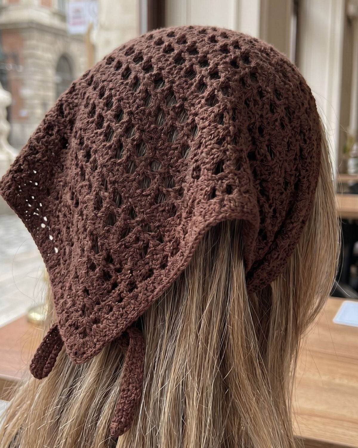 Kadın Luna Crochet Üçgen Bandana Kahverengi – Bağlamalı, Ajurlu Dokulu Yazlık Aksesuar