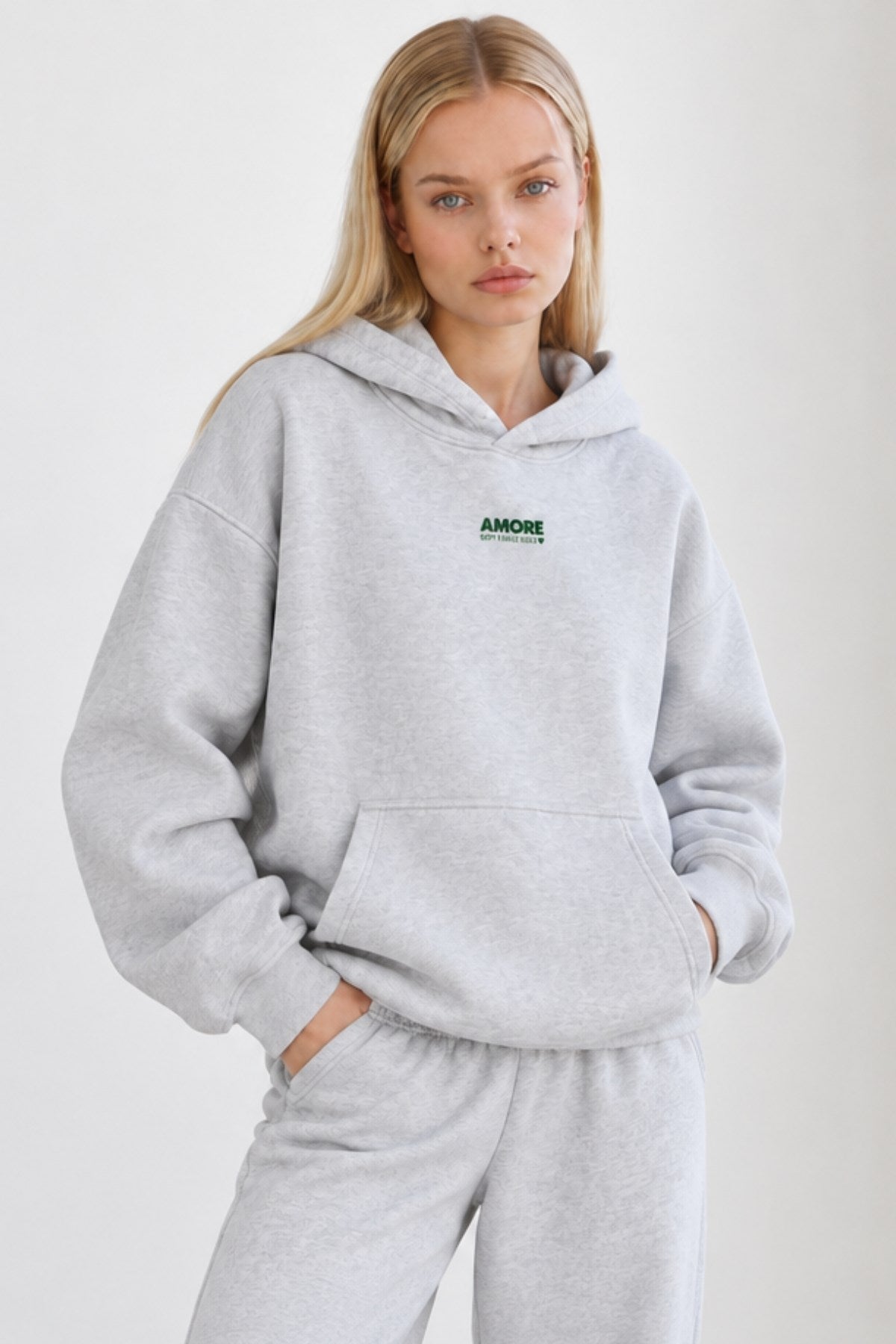 Kadın Oversize Hoodie Amore Baskılı Gri Melanj – Kapüşonlu, Kanguru Cepli, 3 İplik Şardonlu Polar