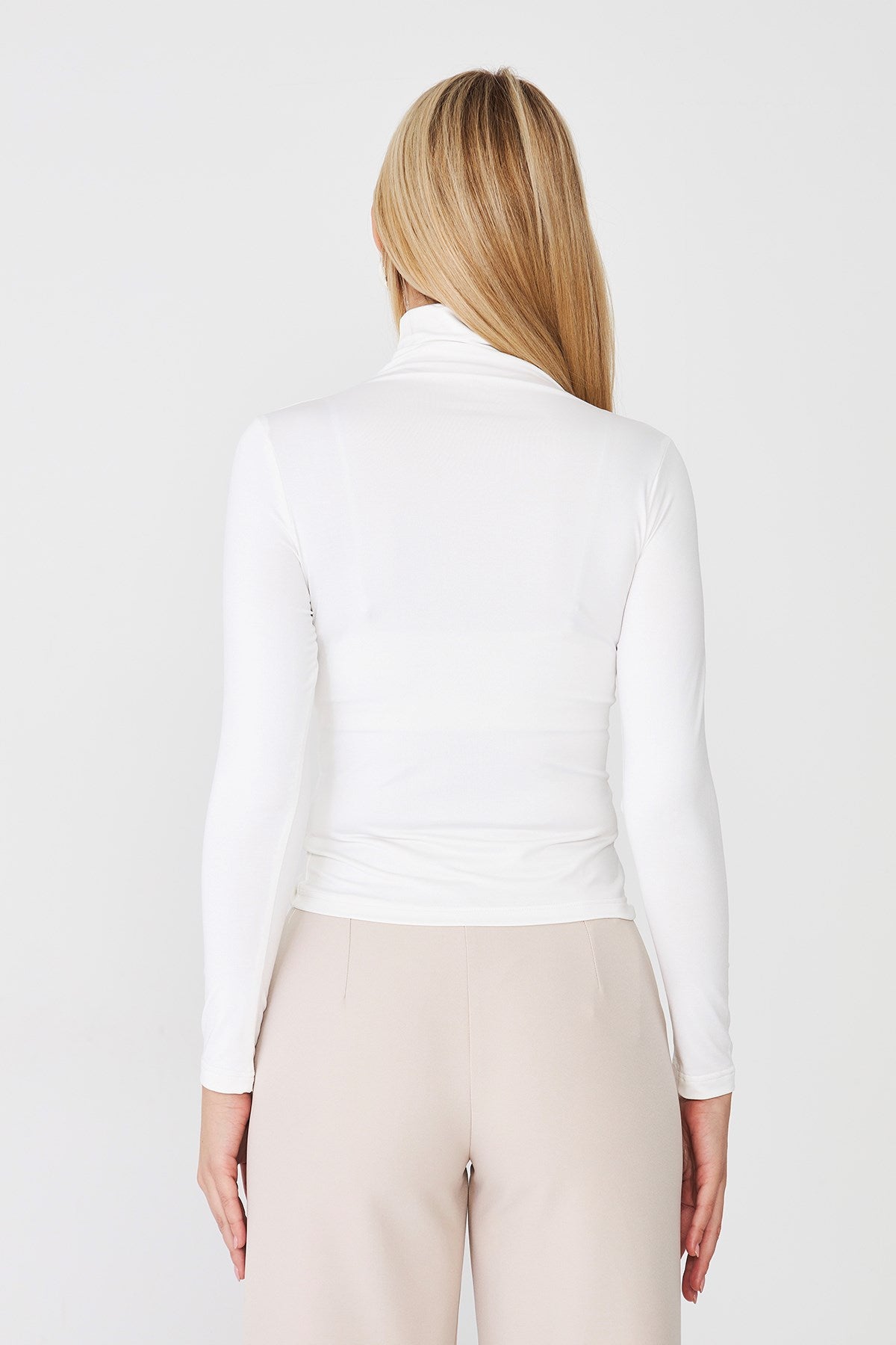 Kadın Ultra Soft Balıkçı Yaka Bluz Beyaz 