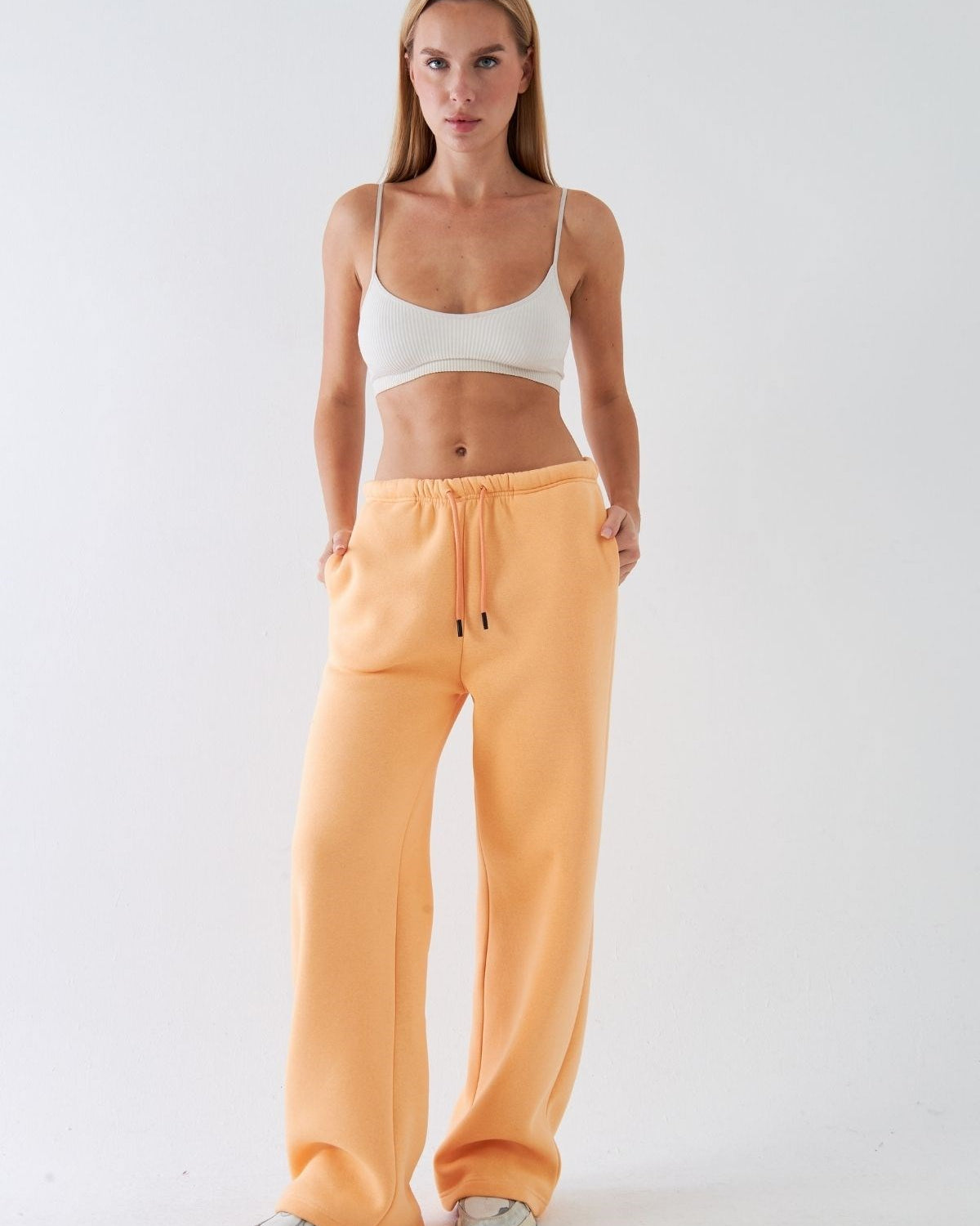 Oversize Unisex Eşofman Altı Turuncu – 3 İplik Şardonlu, Bol Paça, Cepli, Modern Rahat Kesim