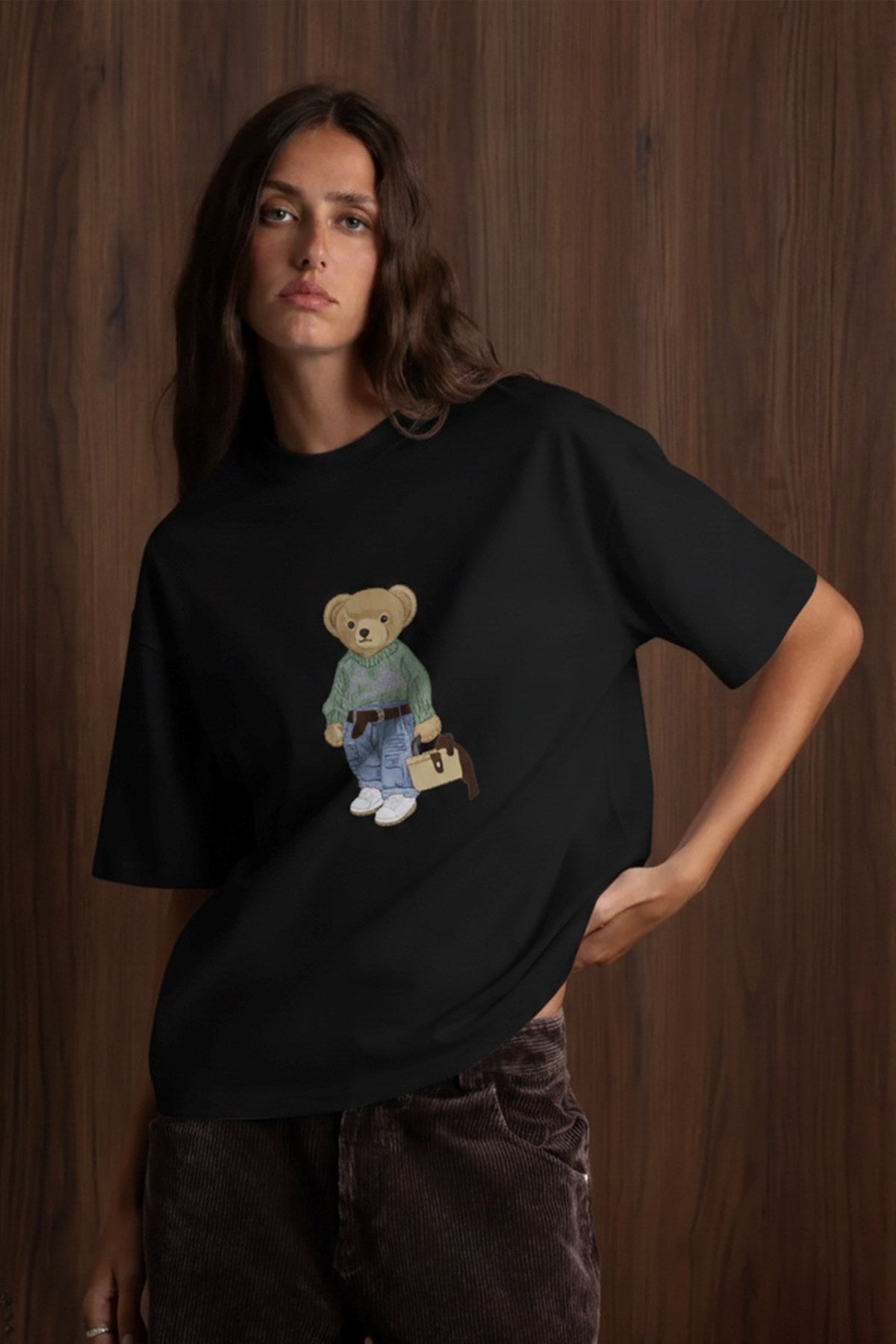 Kadın Oversize Tişört COZY Bear Baskılı Siyah – %100 Pamuk Compact Süprem 24/1