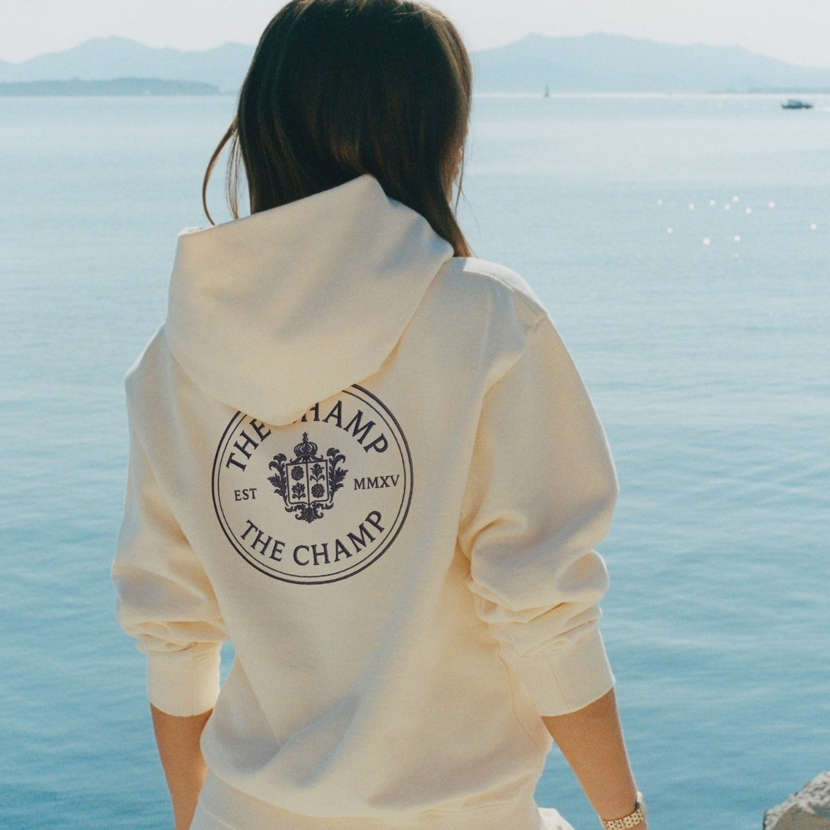 Unisex 3 İplik Şardonlu Ekru Kapüşonlu Sweatshirt – The Champ Baskılı, Armalı, Modern Şehir Modası