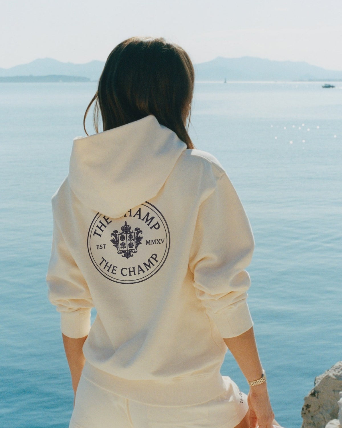 Unisex 3 İplik Şardonlu Ekru Kapüşonlu Sweatshirt – The Champ Baskılı, Armalı, Modern Şehir Modası