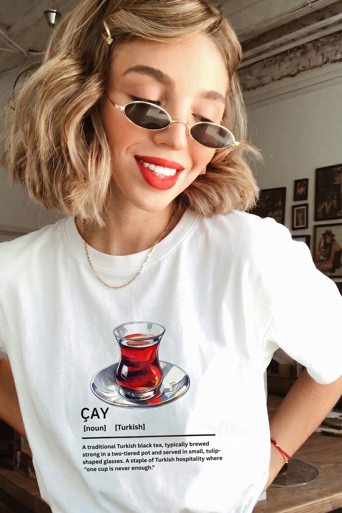 Kadın Oversize Tişört Çay Definition Baskılı Beyaz – Bisiklet Yaka, Rahat Kalıp, %100 Pamuk