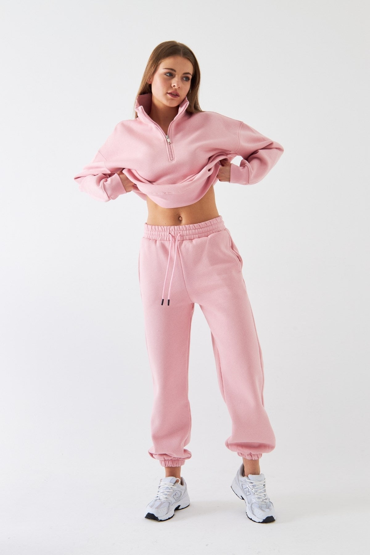 Unisex Oversize Eşofman Takımı Basic Pembe – Fermuarlı Dik Yaka, Lastikli Paça, 3 İplik Polar