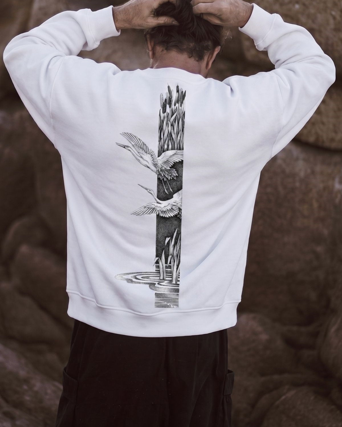 Erkek Oversize Sweatshirt Heron Line Baskılı Beyaz – Bisiklet Yaka, 3 İplik Şardonlu Polar