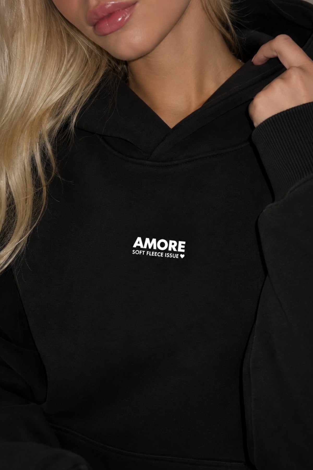 Kadın Oversize Hoodie Amore Baskılı Siyah – Kapüşonlu, Kanguru Cepli, 3 İplik Şardonlu Polar