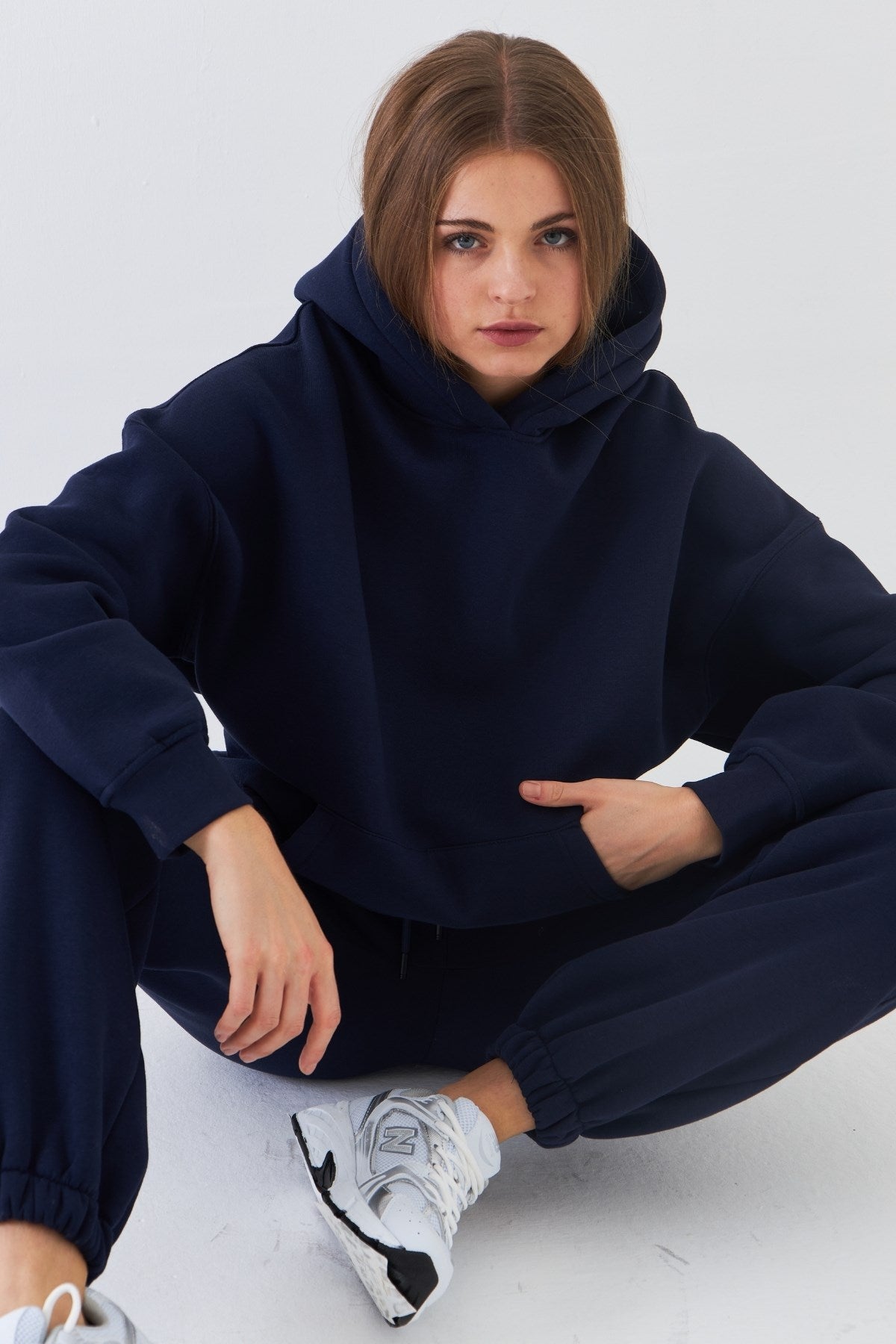 Oversize Unisex Sweatshirt Hoodie Lacivert – Kapüşonlu, 3 İplik Şardonlu Polar, Kanguru Cepli, Basic
