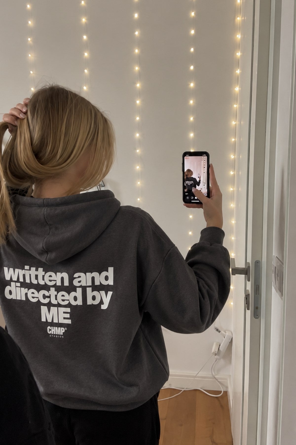 Kadın Oversize Hoodie Written & Directed Baskılı Füme – Kapüşonlu, Sırt Baskılı, 3 İplik