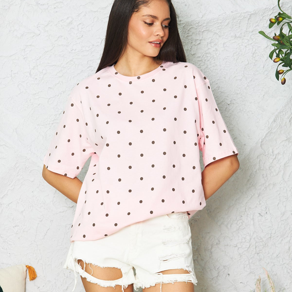 Kadın Oversize Tişört Polka Muse Puantiyeli Pembe – Bisiklet Yaka, Rahat Kalıp, %100 Pamuk