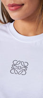 Siyah Taş Baskılı Beyaz Kadın T-Shirt