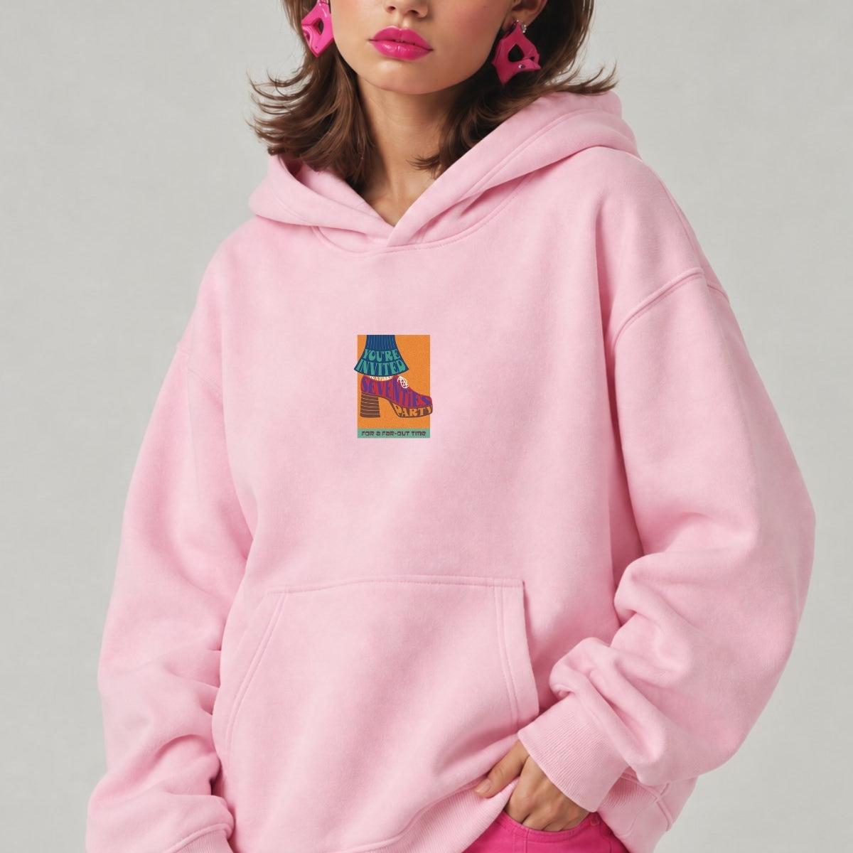 Kadın Oversize Hoodie Seventies Party Baskılı Pembe - Kapüşonlu, Kanguru Cepli, 3 İplik Polar