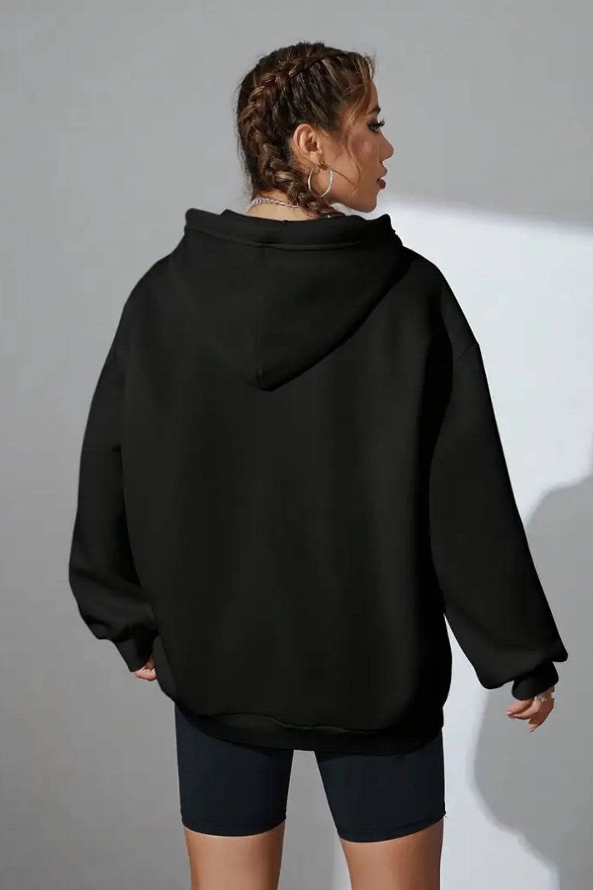 Kadın Oversize Sweatshirt Hoodie Ghost Latte Baskılı Siyah – Kapüşonlu, Kanguru Cepli, 3 İplik Polar