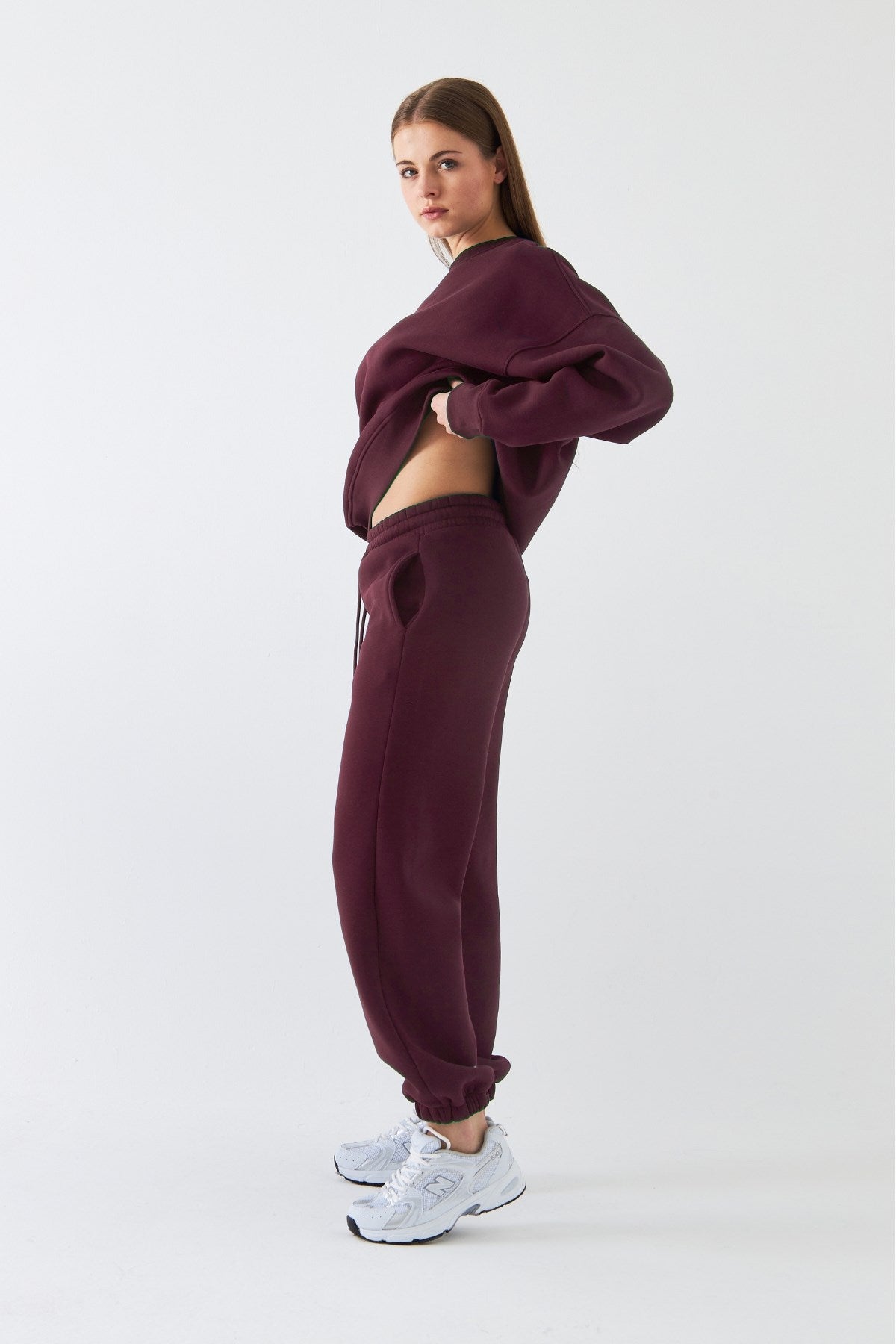 Unisex Oversize Eşofman Takımı Basic Bordo – Bisiklet Yaka, Lastikli Paça, 3 İplik Şardonlu Polar