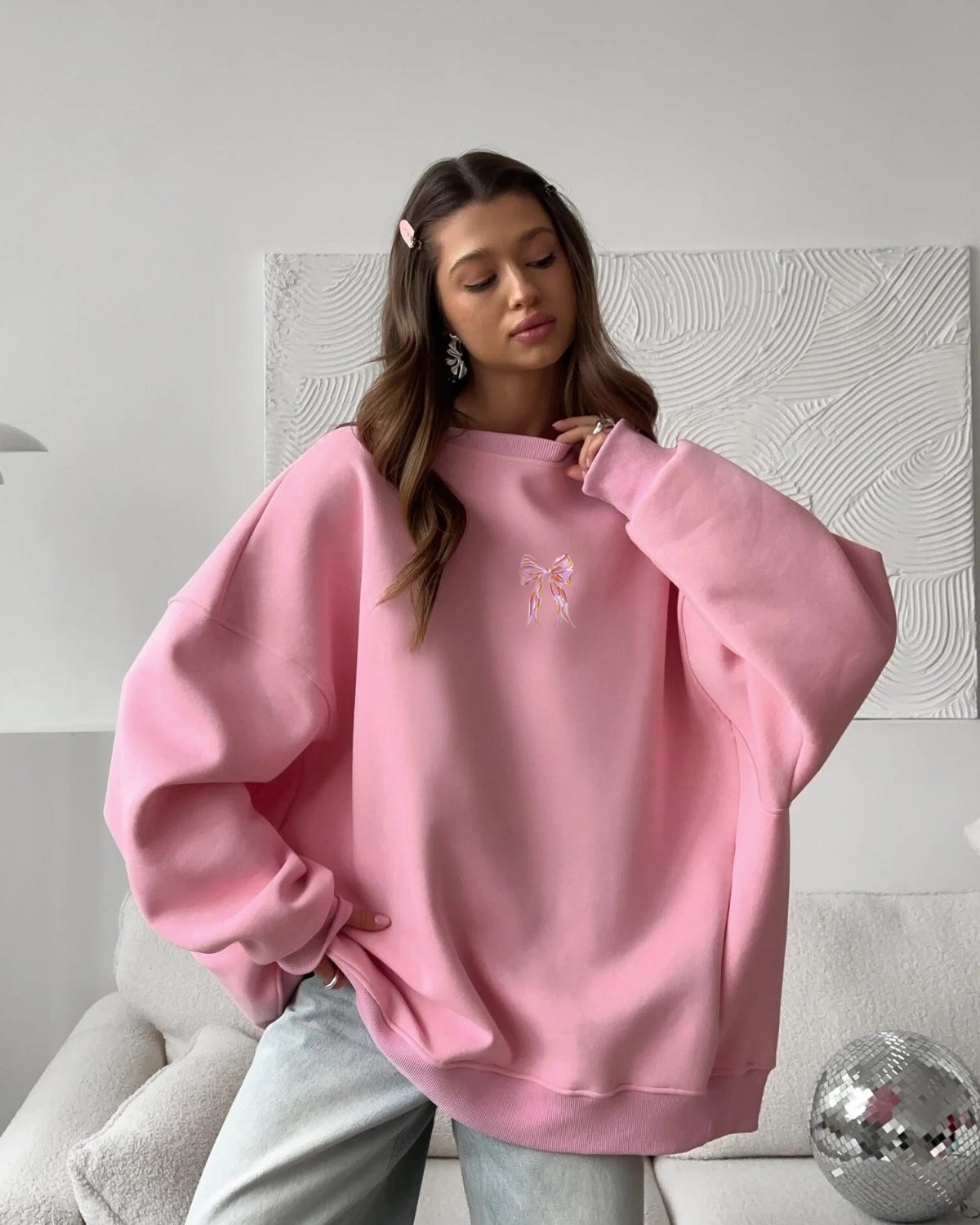 Kadın Oversize Sweat Elbise Pembe Kurdele Baskılı Pembe – Bisiklet Yaka, 3 İplik Şardonlu Polar