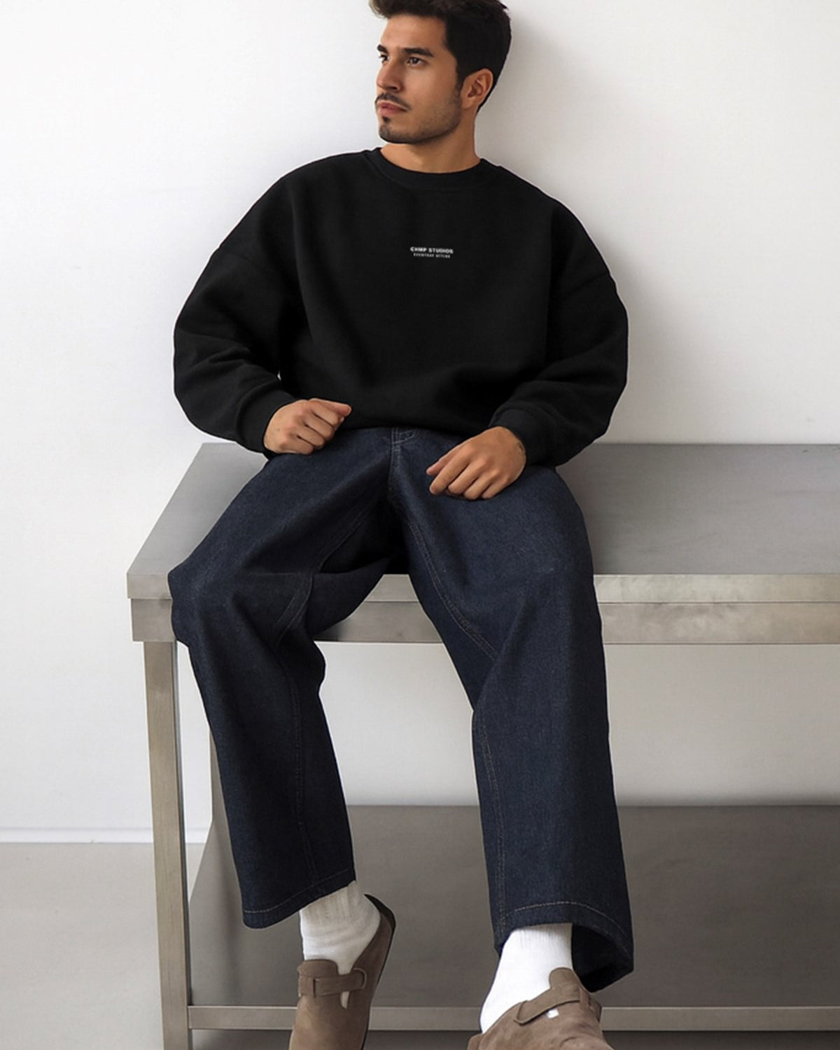 Erkek Oversize Sweatshirt CHMP STUDIOS Siyah – Bisiklet Yaka, 3 İplik Şardounlu Polar