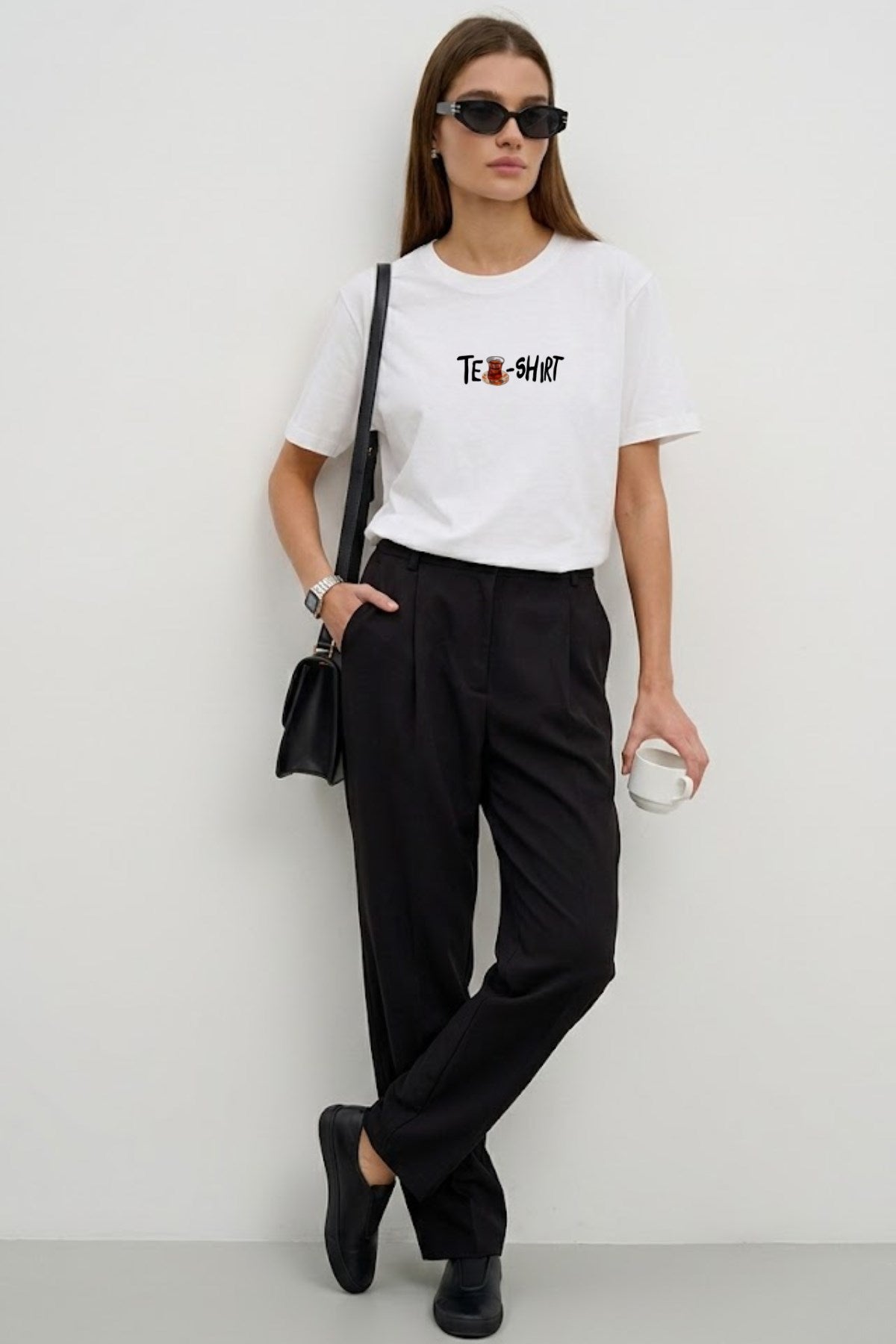 Kadın Oversize Tişört Tea-Shirt Baskılı Beyaz – Bisiklet Yaka, Rahat Kalıp, %100 Pamuk