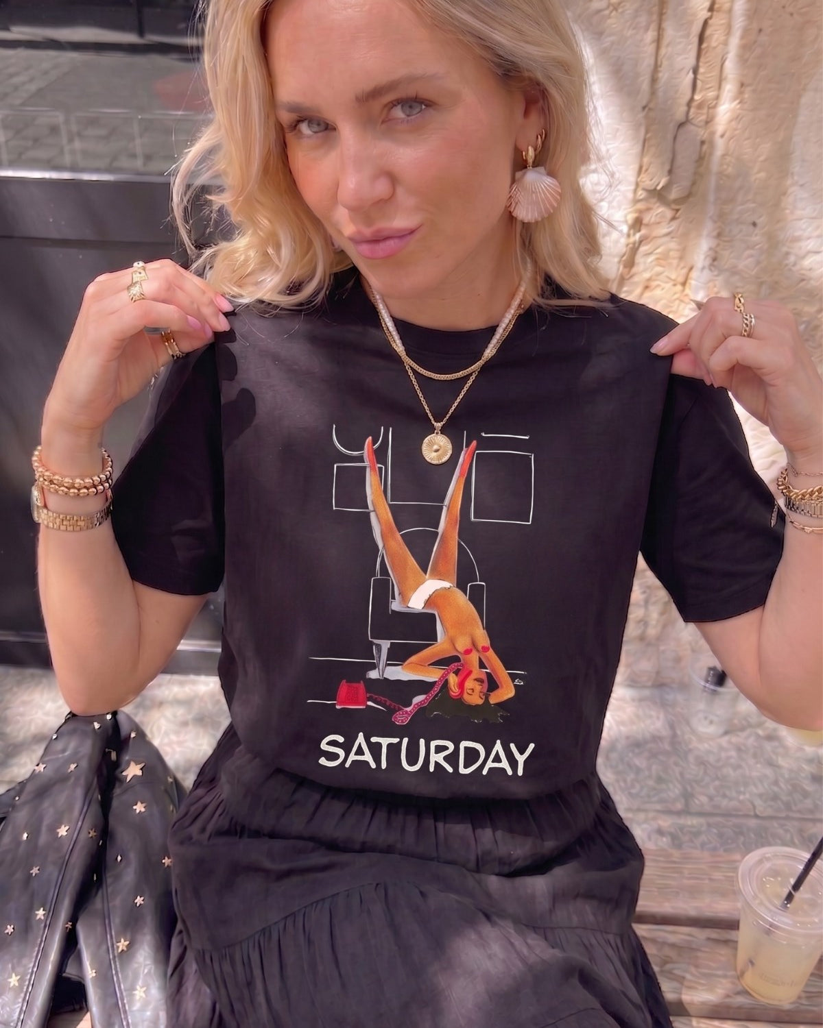 Kadın Oversize Tişört Weekend Mood Baskılı Siyah – Bisiklet Yaka, Rahat Kalıp, %100 Pamuk