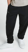 Beli Lastikli Paçası Lastikli Pamuklu Nefes Alan Nature Concept Regular Fit Jogger Siyah Çocuk Eşofm