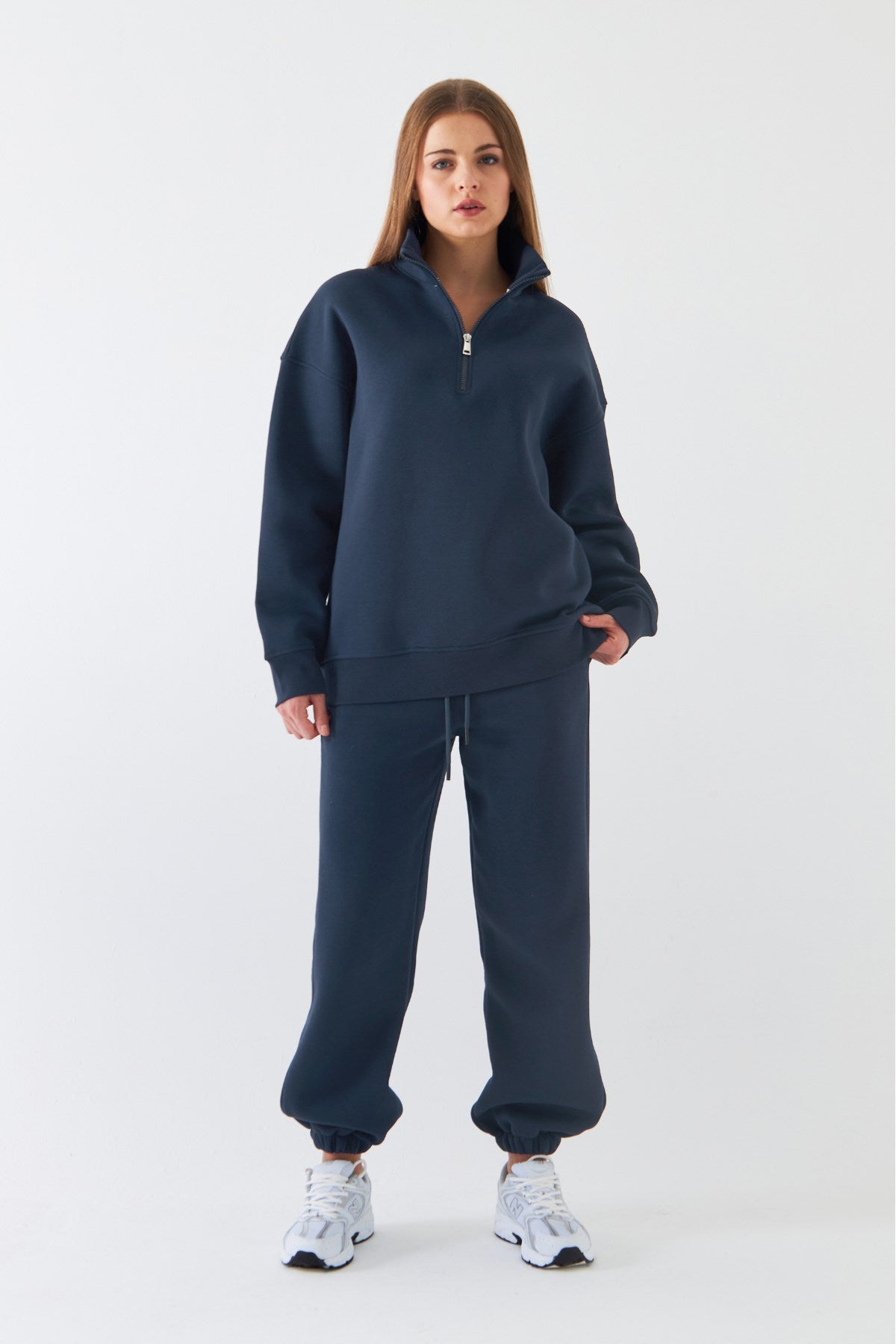 Unisex Oversize Eşofman Takımı Basic Marine – Fermuarlı Dik Yaka, Lastikli Paça, 3 İplik Polar