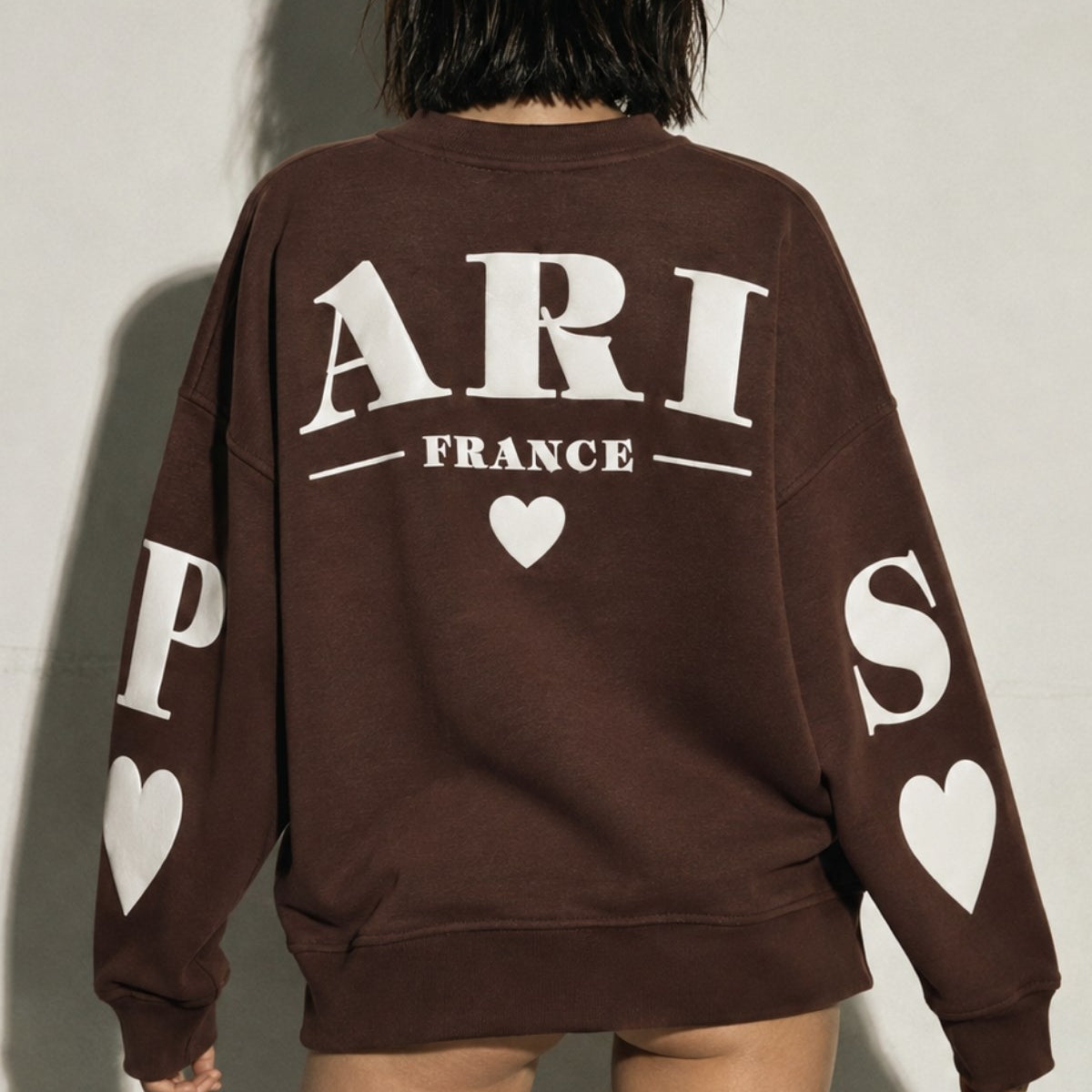 Kadın Oversize Sweatshirt Paris 3D Baskılı Kahverengi – Bisiklet Yaka, Kol ve Sırt Baskılı, 3 İplik