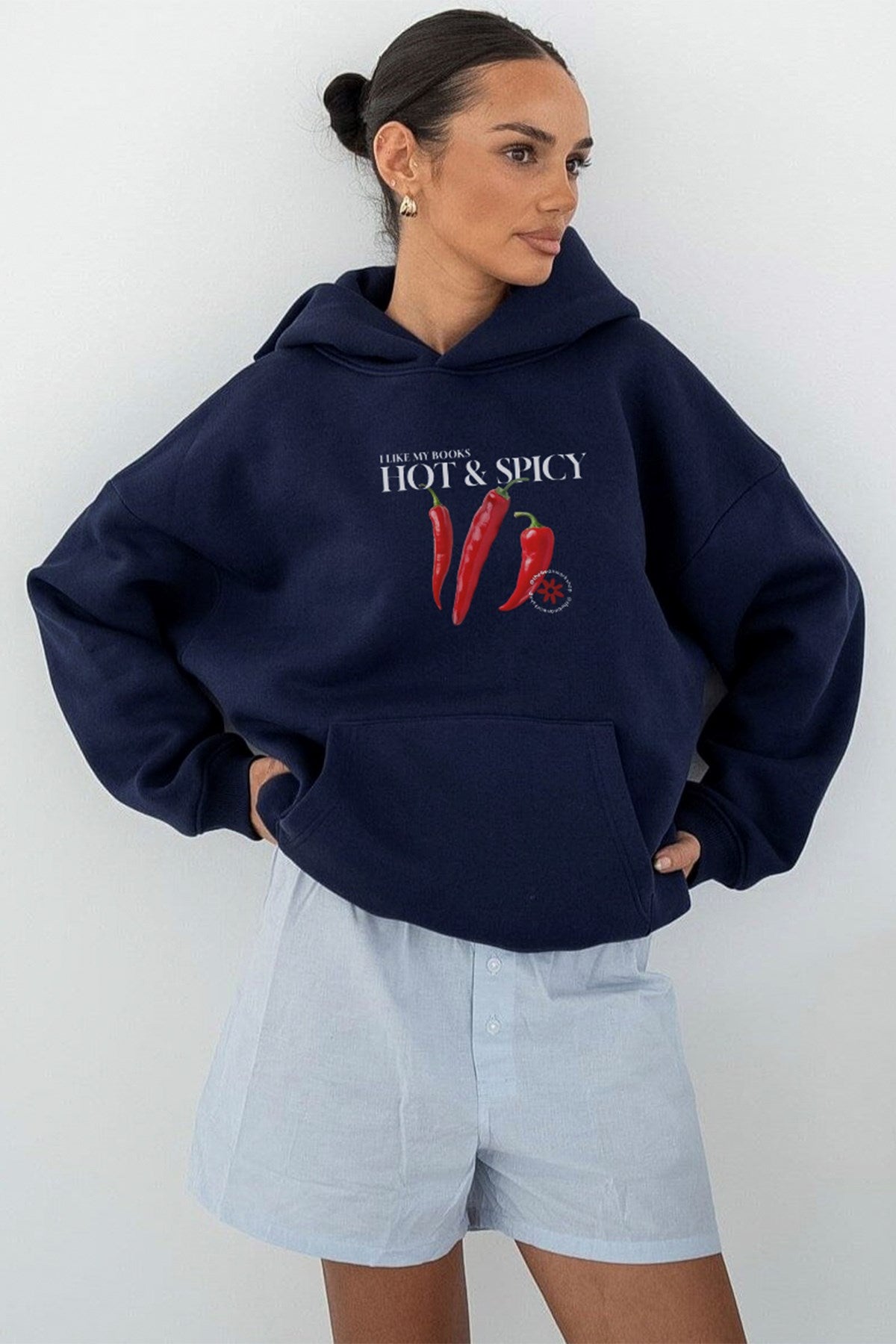 Kadın Oversize Sweatshirt Hoodie Hot & Spicy Baskılı Lacivert – Kapüşonlu, 3 İplik Şardonlu Polar