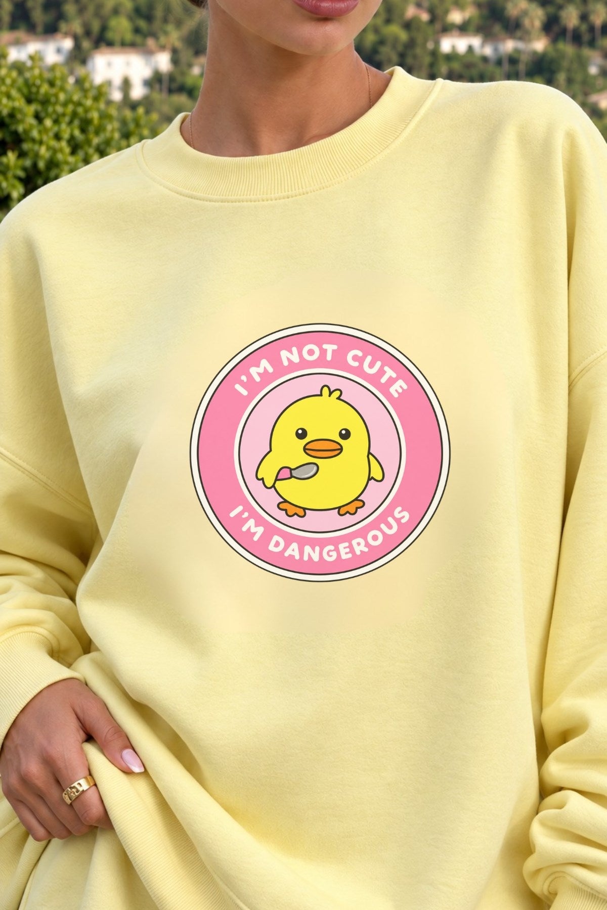 Kadın Oversize Sweatshirt Elbise Dangerous Chick Baskılı Sarı – Uzun Boy, 3 İplik Şardonlu Polar